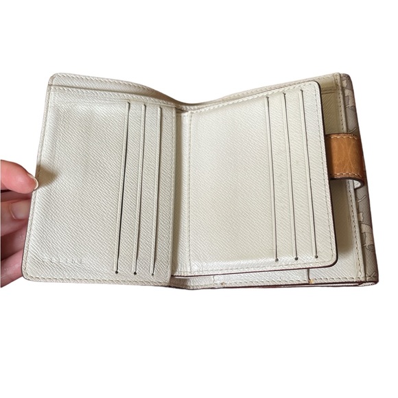 Beautiful RARE Celine Bifold Snap Wallet with Horse & Buggy White & Grey GUC - Picture 9 of 16